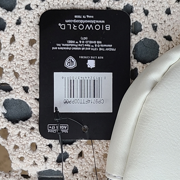 Friday the 13th Jason Mask Coin Purse - Picture 5 of 15